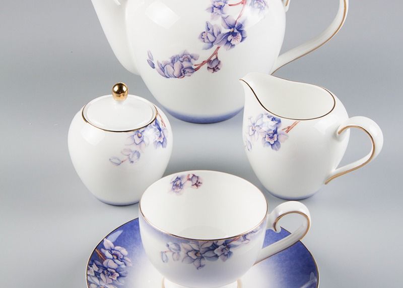 BSCI Lightweight Gold Rim Royal Bone China Tea Set
